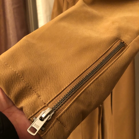 Black Rivet trench - Picture 8 of 8